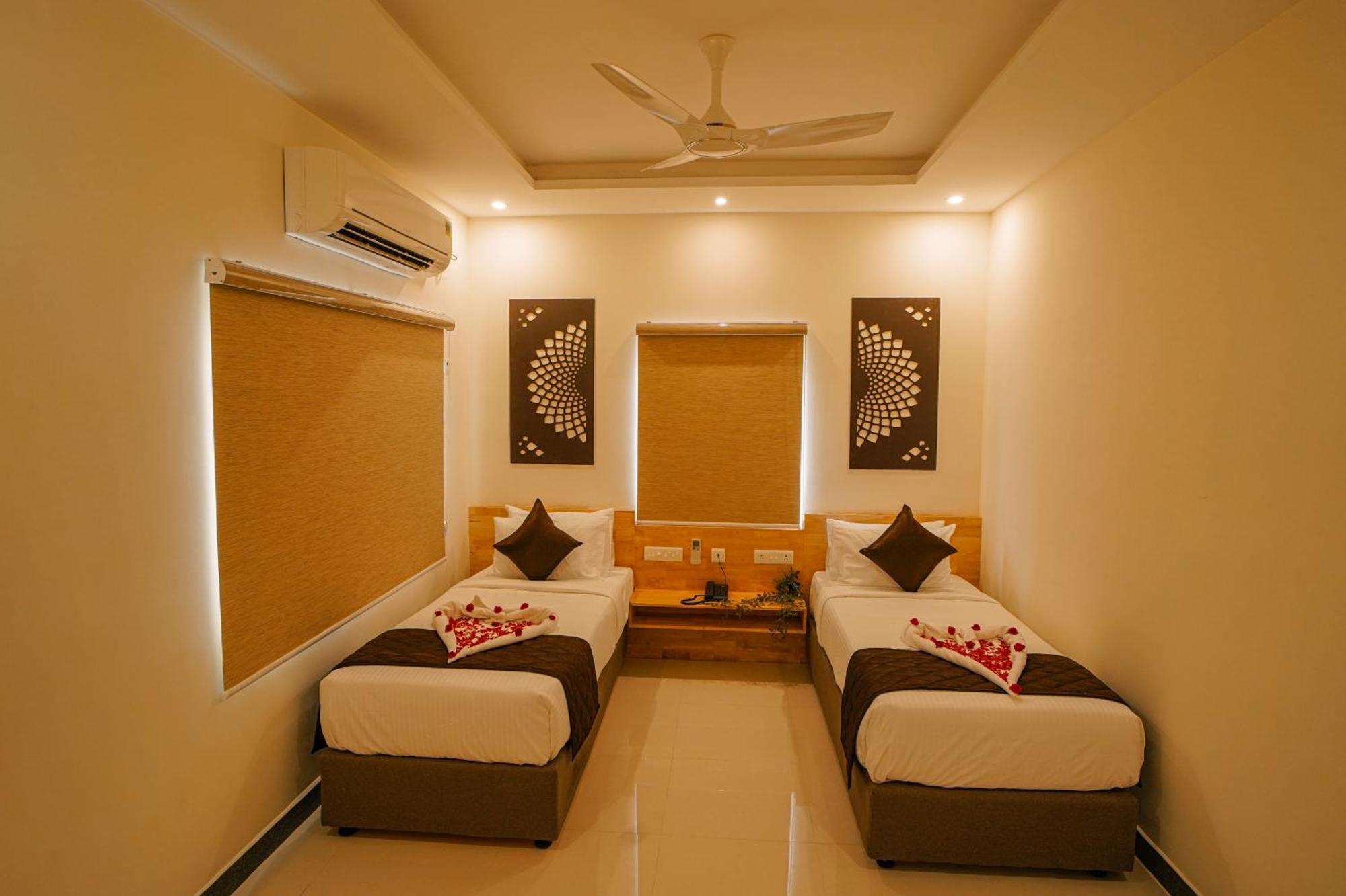 Отель Tpc Camphor Tiruchirappalli Экстерьер фото