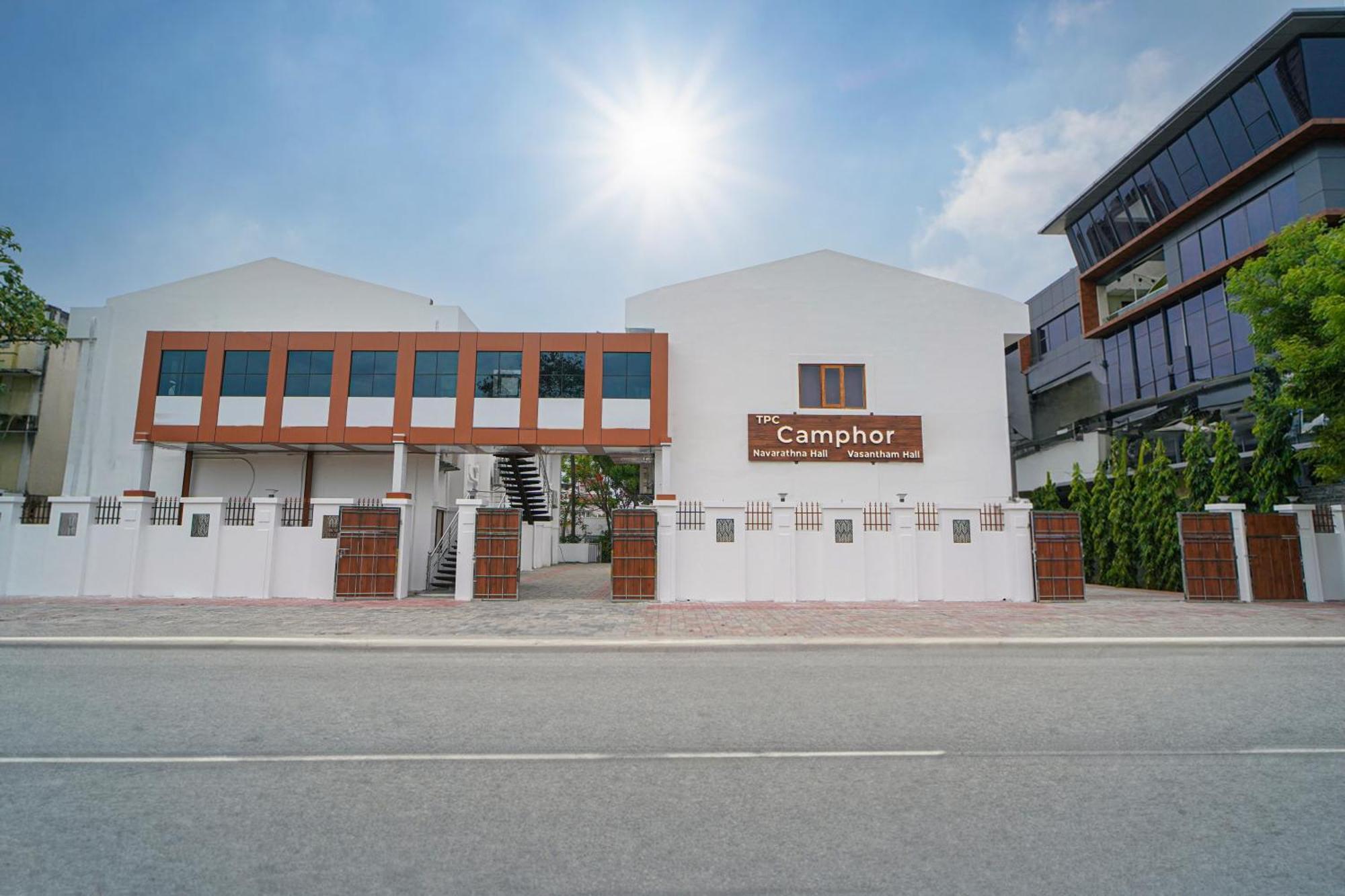 Отель Tpc Camphor Tiruchirappalli Экстерьер фото