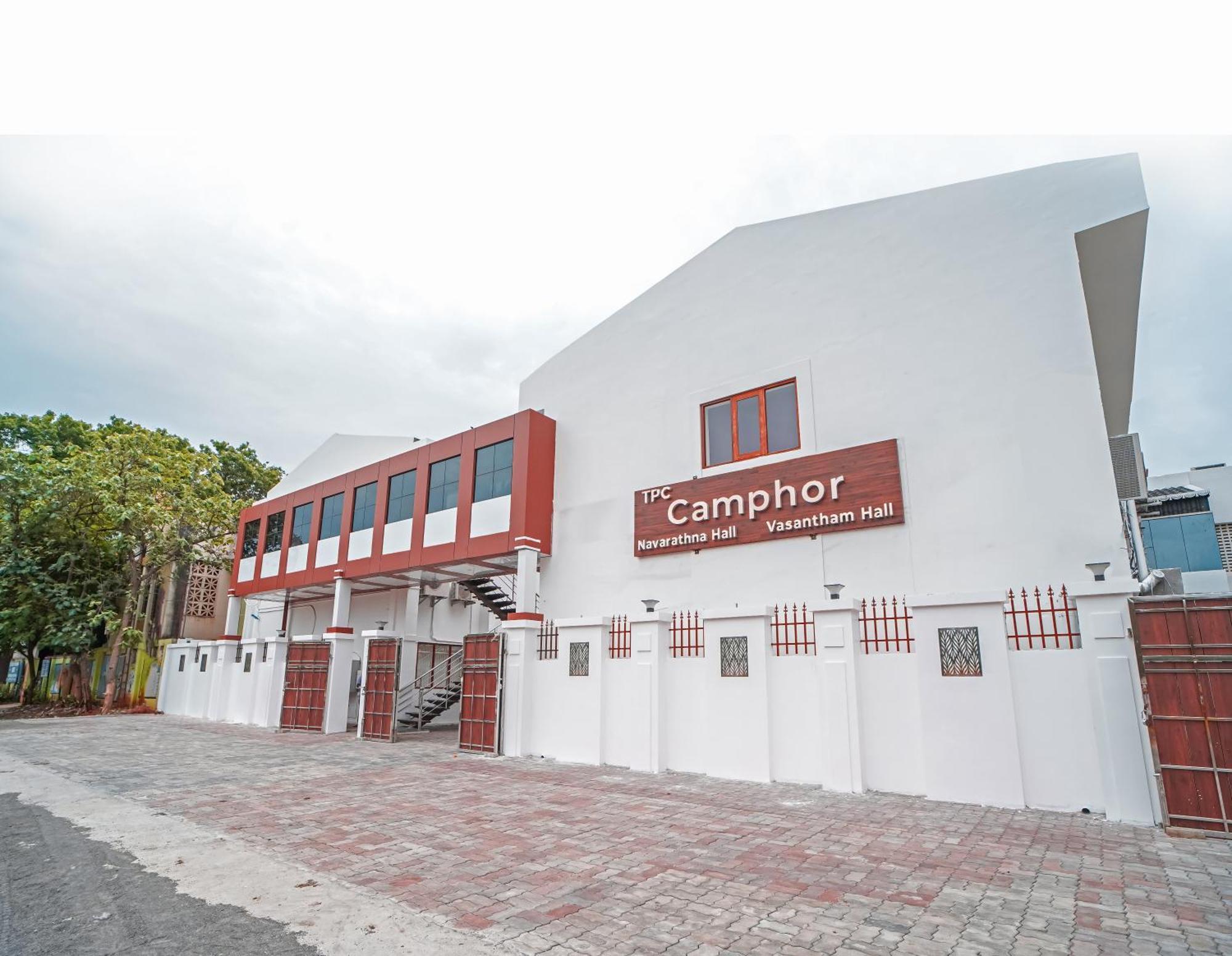 Отель Tpc Camphor Tiruchirappalli Экстерьер фото
